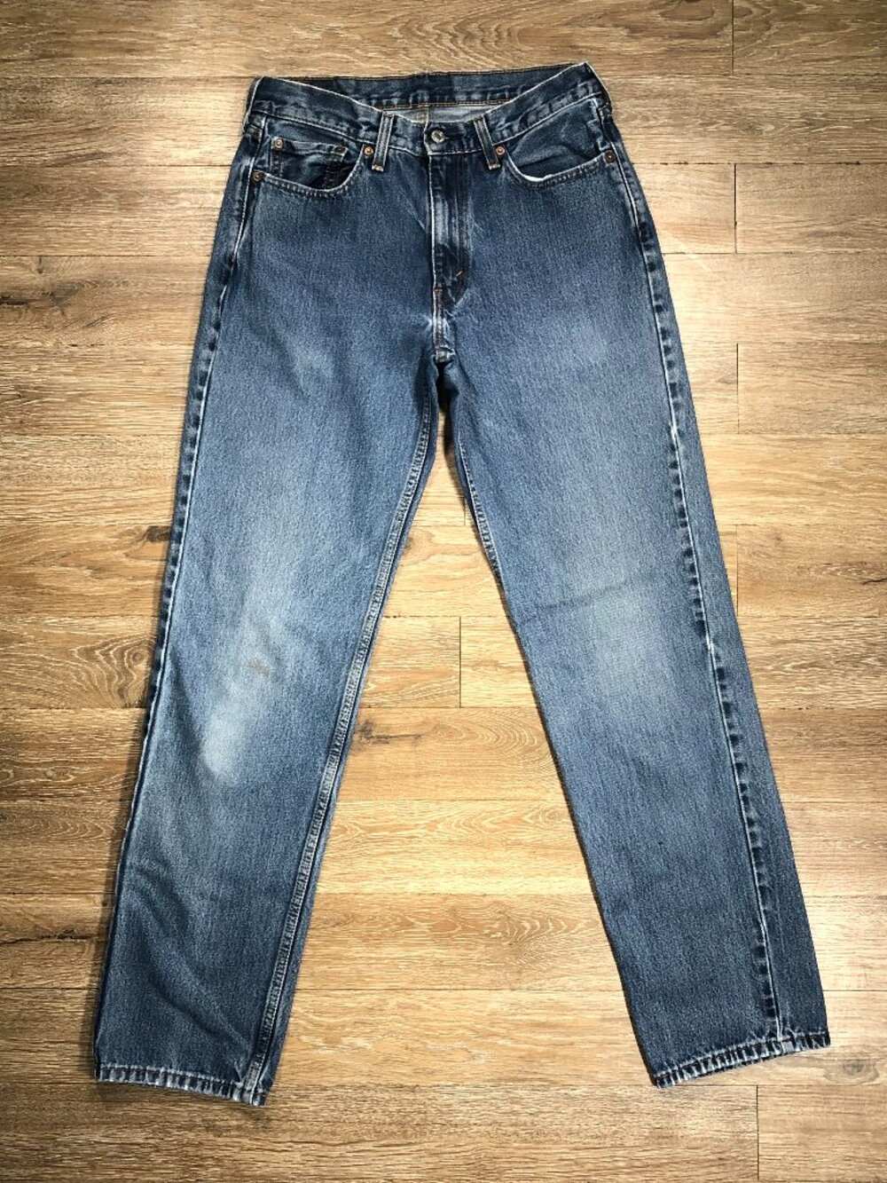 Levis 550 Jeans Mens 32x36 Blue Medium Wash Relaxed Fit Tapered Leg Zip Fly